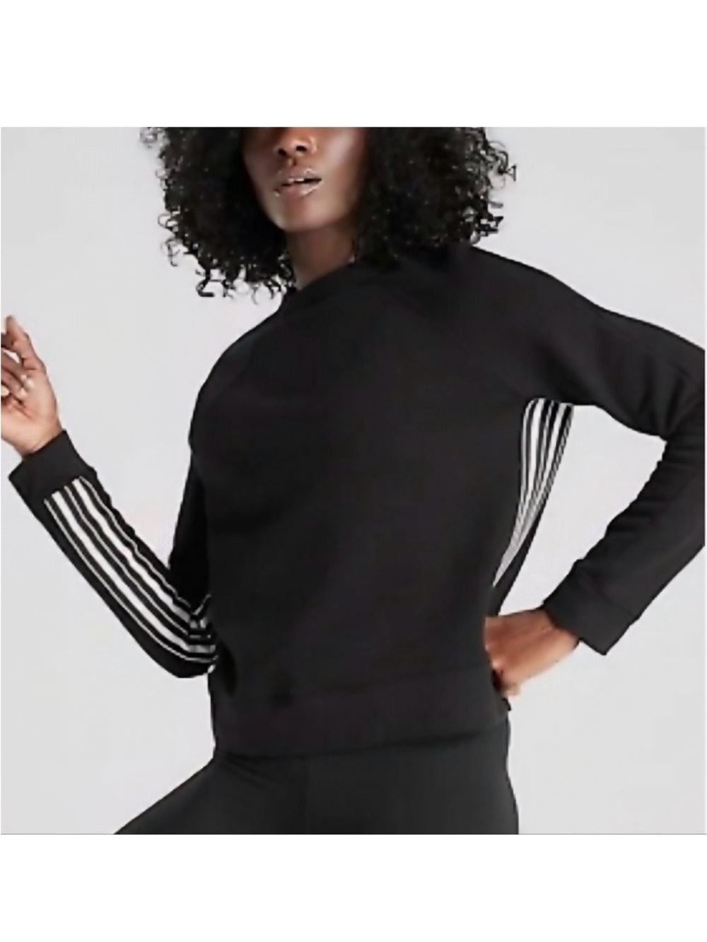 ATHLETA 24/7 STRIPED CREW SWEATSHIRT